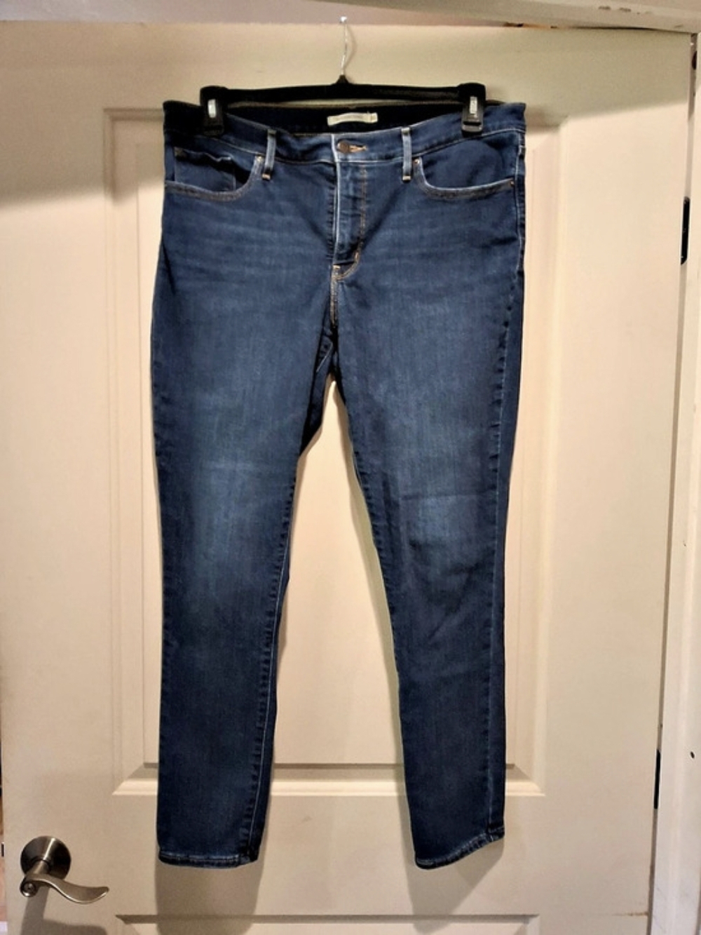 311 Levis Shaping Skinny Jeans Waist 32 Blue
